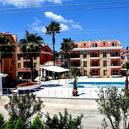 Club Dena Lejlighedshotel Marmaris Eksteriør billede