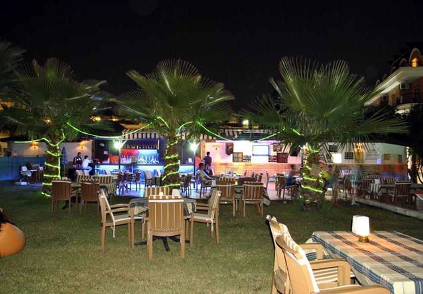 Club Dena Lejlighedshotel Marmaris Eksteriør billede