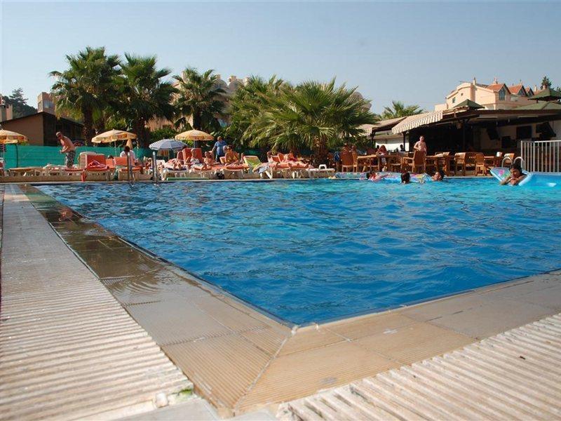 Club Dena Lejlighedshotel Marmaris Eksteriør billede