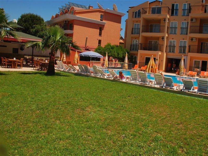 Club Dena Lejlighedshotel Marmaris Eksteriør billede